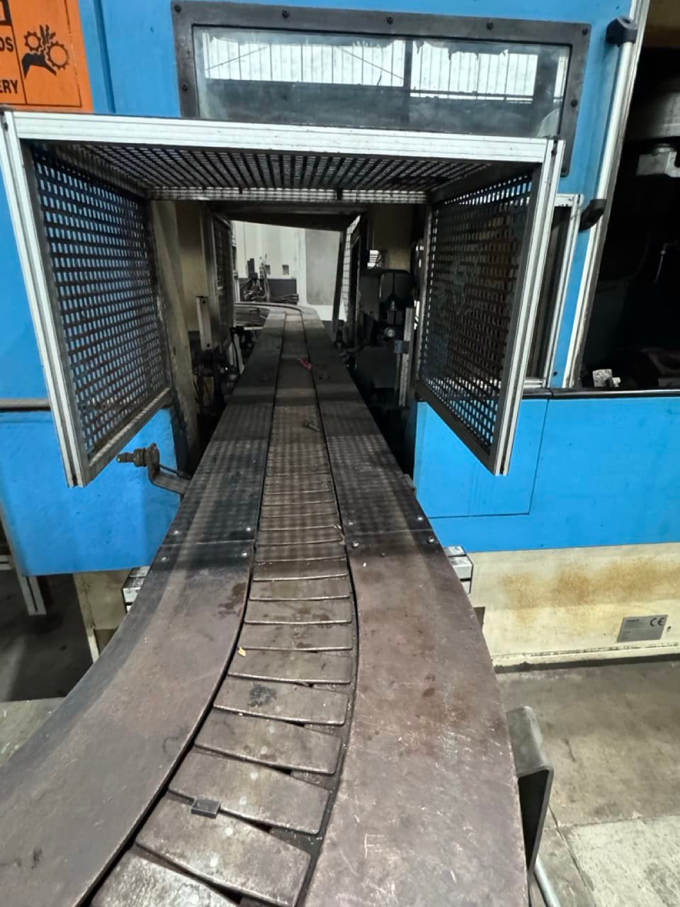 Famar Ergo 500 2T Multi-Tasking Turning Center, 2007 – Chip Conveyor, Measuring Device, Tool Monitoring - Image 6