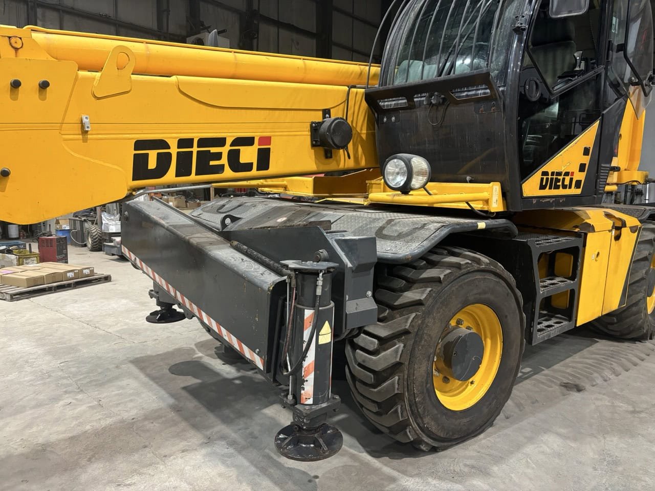 Dieci Pegasus 40.25 – 2015 Rotating Telehandler – 360° Boom Lift, 25m Height - Image 3