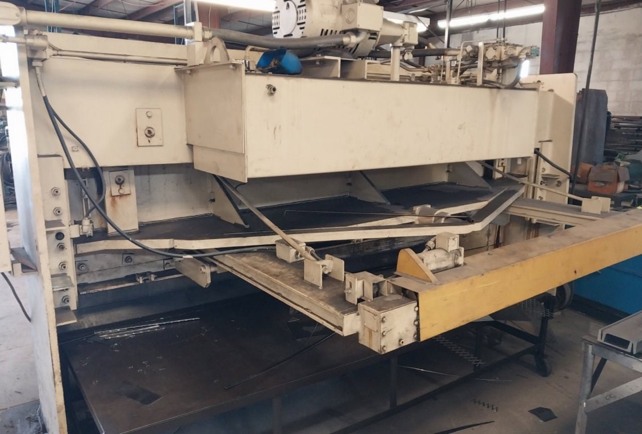 1/4” X 10’ Standard AS250-10 Hydraulic Shear, 1993 - Image 2
