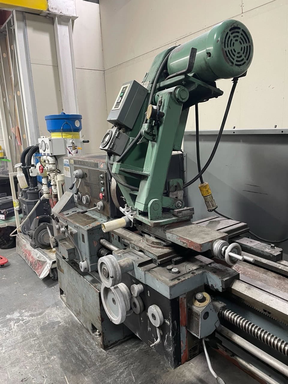 20″ x 98″ Tarnow Tuj 50 x 3000 Engine Lathe, 1978 – Grinding Attachment - Image 5