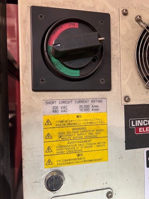 Lincoln Electric System 5 Robot Welding Cell, 2016 – 350 Amp Lincoln Electric R360 Power Supply, Fanuc ARCMate100iC Robot - Image 2