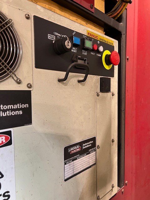 Lincoln Electric System 5 Robot Welding Cell, 2016 – 350 Amp Lincoln Electric R360 Power Supply, Fanuc ARCMate100iC Robot - Image 3