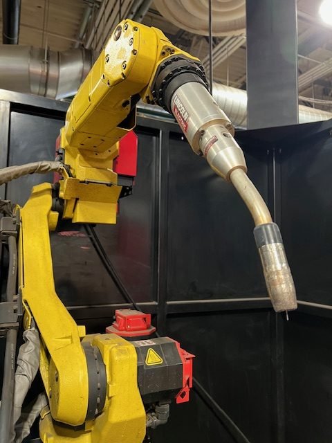 Lincoln Electric System 5 Robotic Welding Cell, 2013 – Fanuc ARCMate 100iC, Lincoln R350 350 Amp Power Supply - Image 7