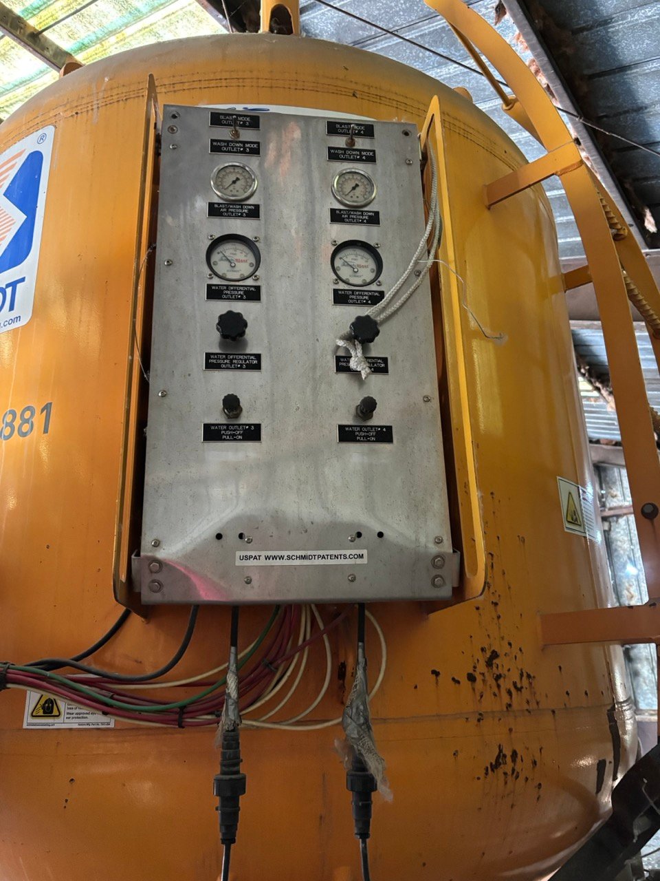 AXXION ABRASIVE BLASTER MODEL 1600 CFM With AXXION Dryer ADS250/400, 2019 - Image 2