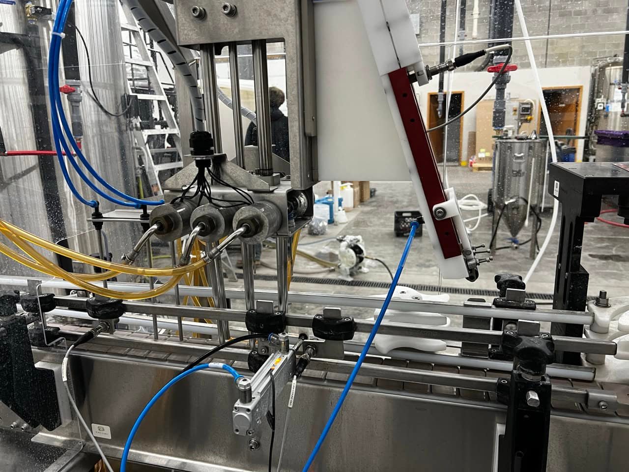 Cask mACS Micro Automated Canning System – 3-Head Filler with Rotary Accumulation Table (15–20 CPM, FESTO Interface) - Image 4
