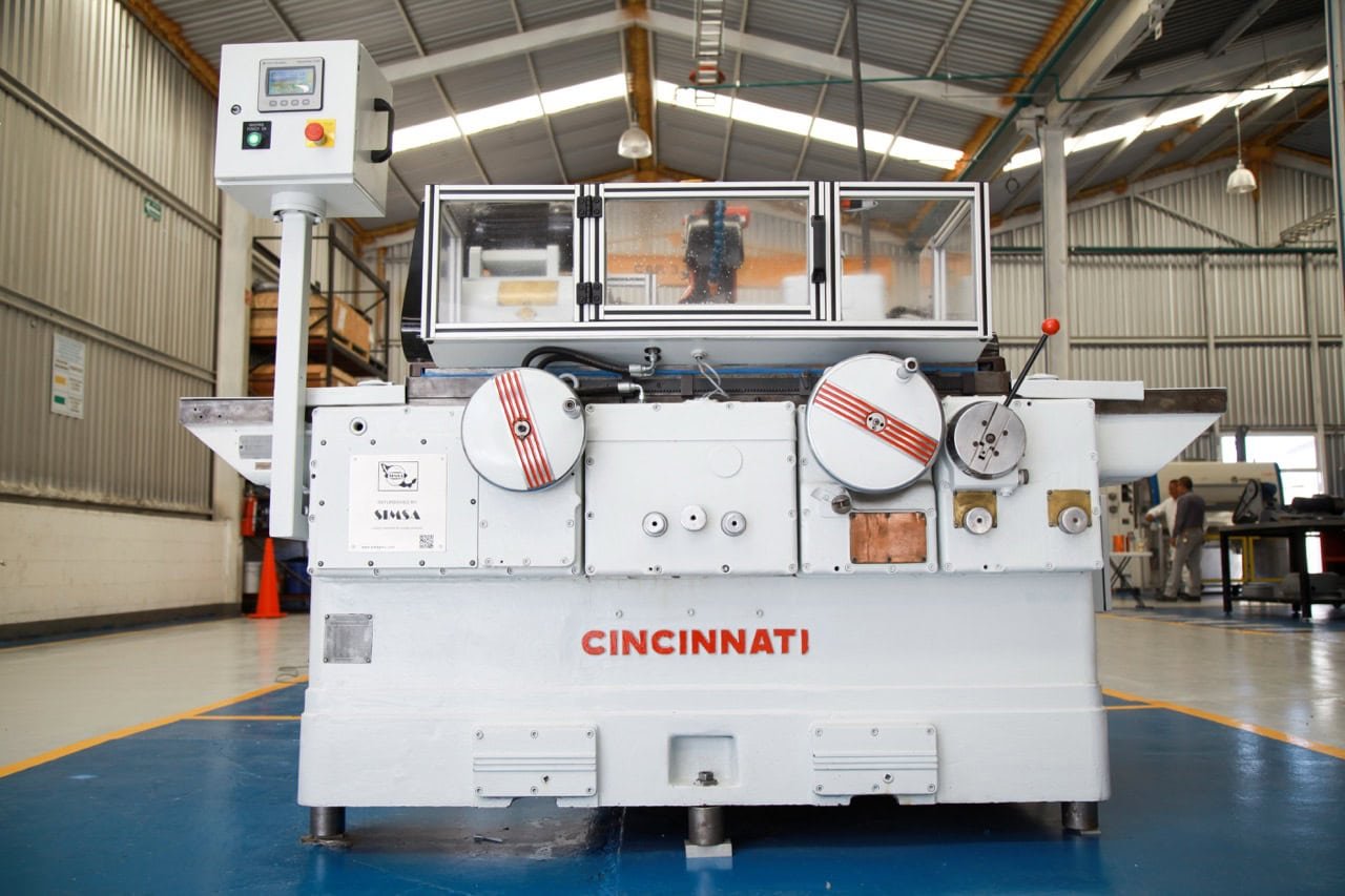 Cincinnati No. 2U-OD Hydraulic Universal Grinder, 1947 – REBUILT 2022 - Image 33