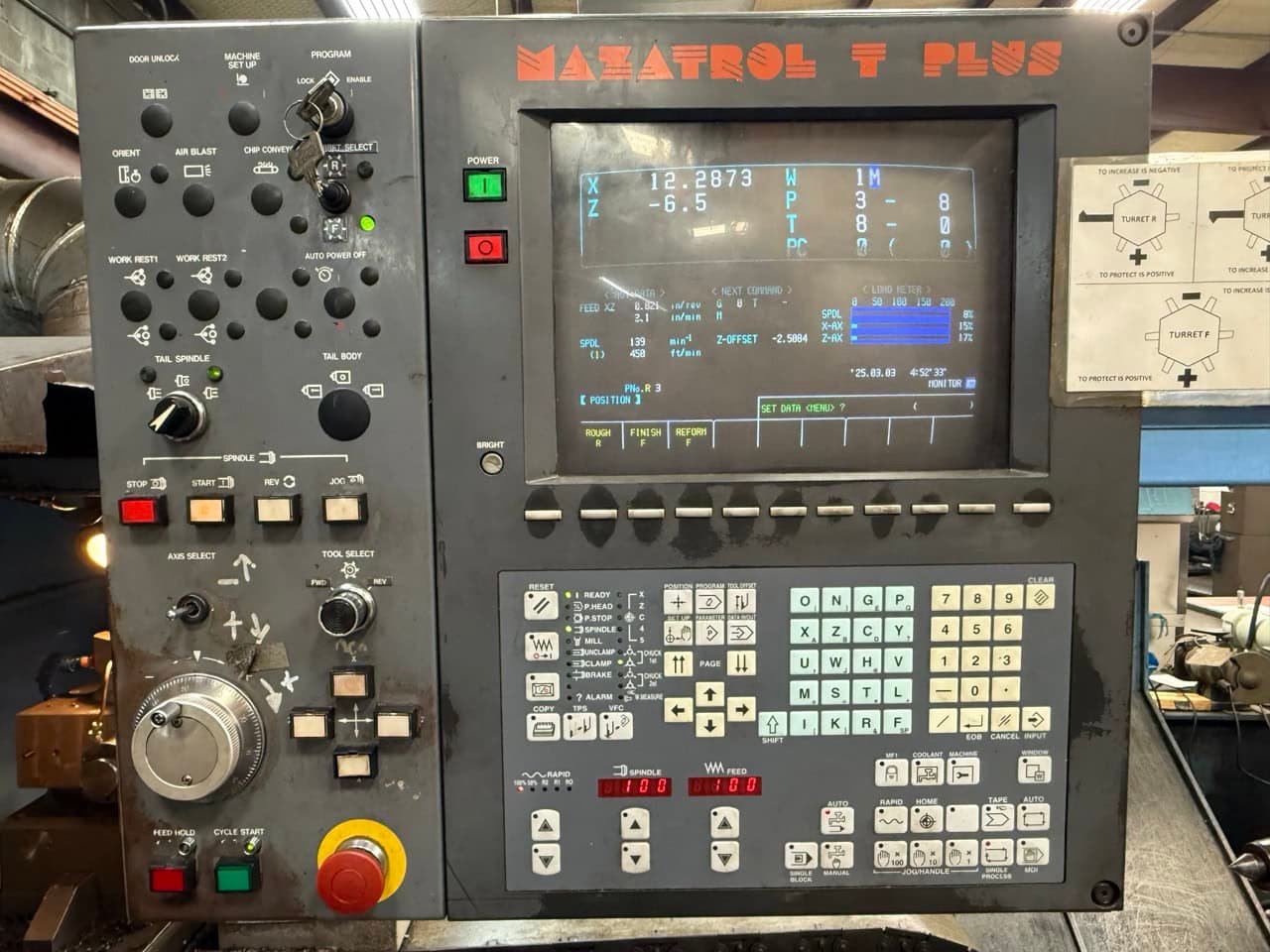 Mazak Powermaster N 2000U Flatbed Lathe, 1997 – 24″ Chuck, Tailstock, Chip Conveyor - Image 8