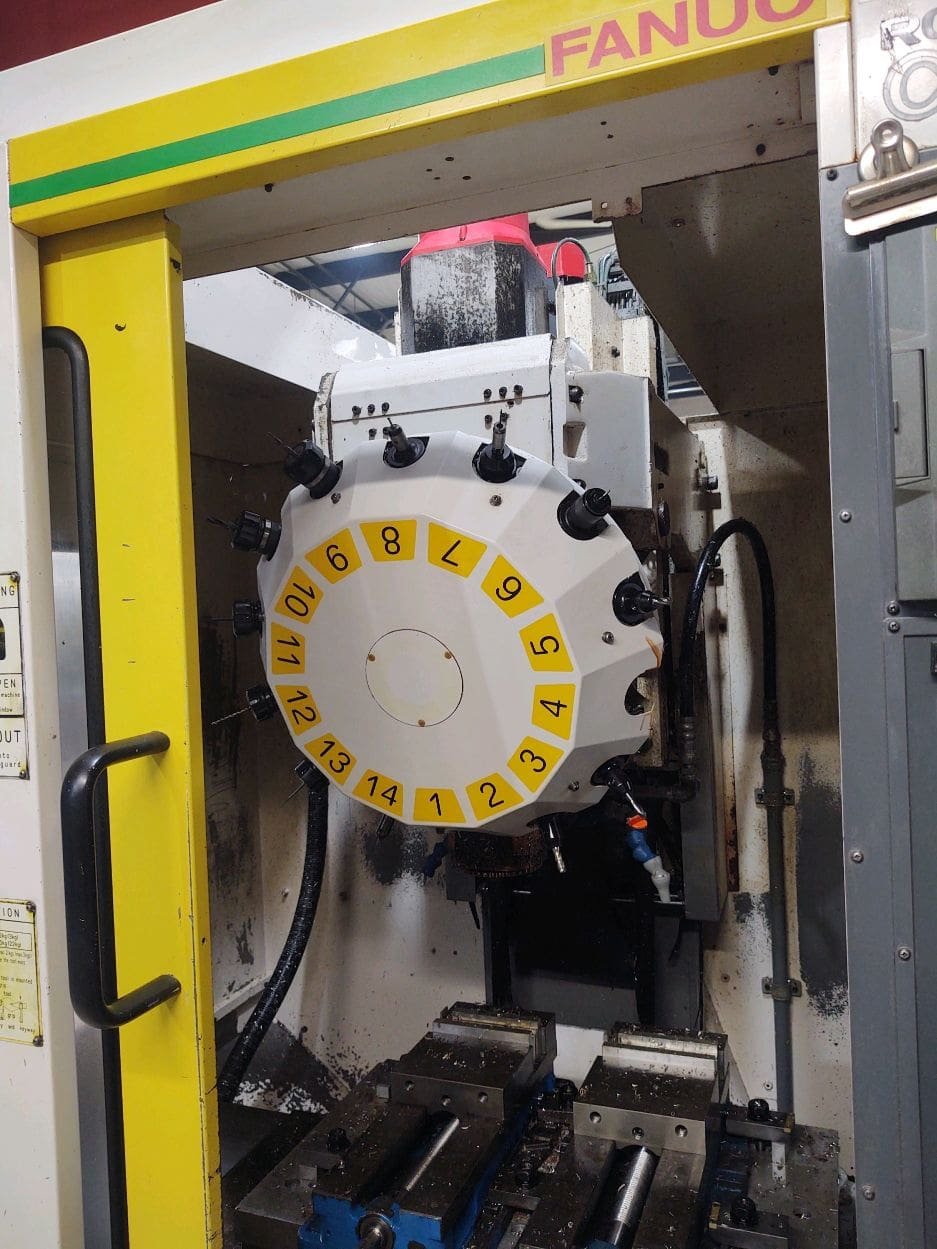 Fanuc Robodrill Alpha T-14iA Drill Tap VMC, 2000- 4th Axis Drive, Tooling Included - Image 3