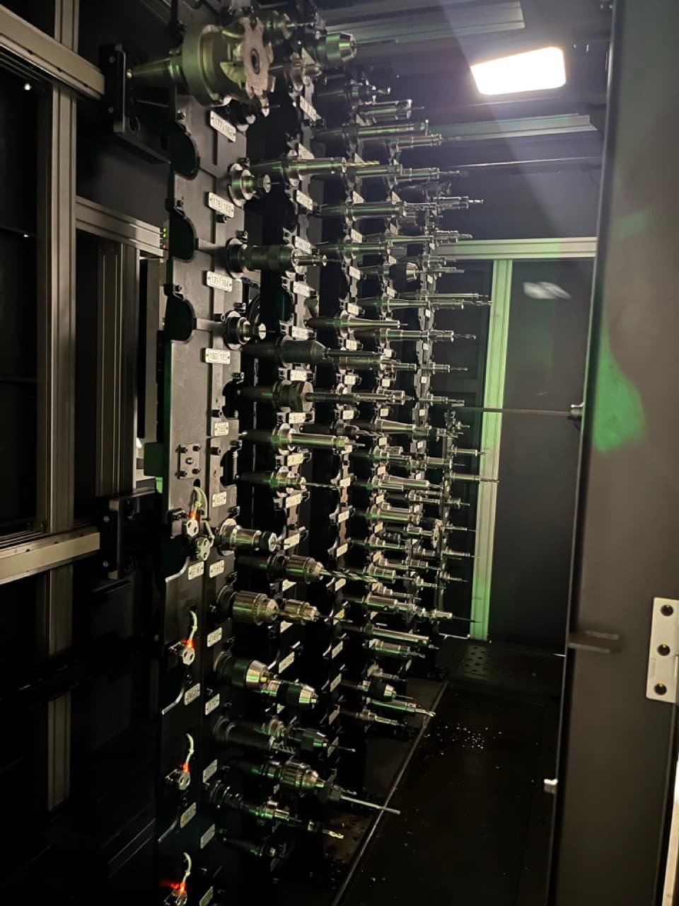 Okuma MB-5000HII HMC, 2020 – 6 Pallet Changer System, Chip Conveyor, Coolant Through Spindle, Low Hours - Image 7