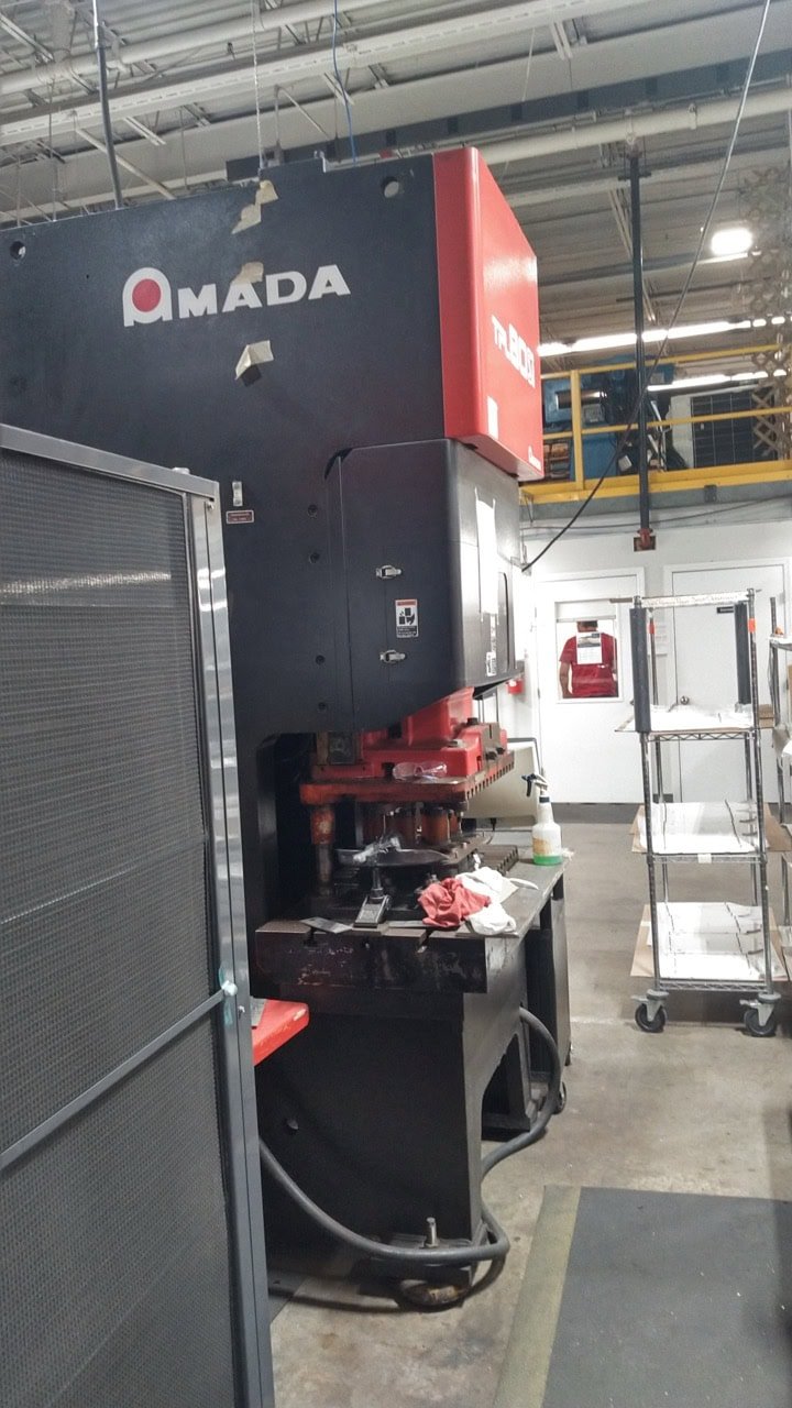 88 Ton Amada TPL80SI Gap Frame Press, 2000 - Image 5