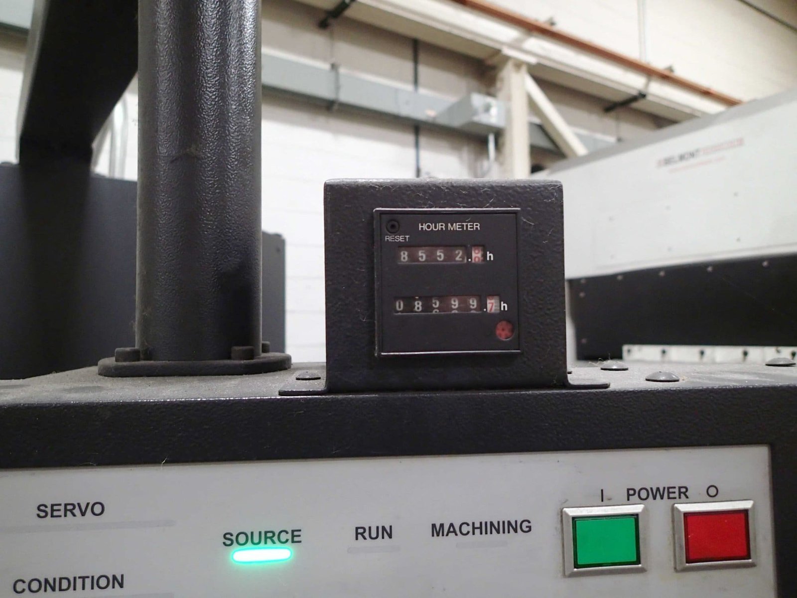 Makino EDNC6 CNC Sinker EDM, 2015 – C-Axis Head, 16 Tool Changer - Image 6