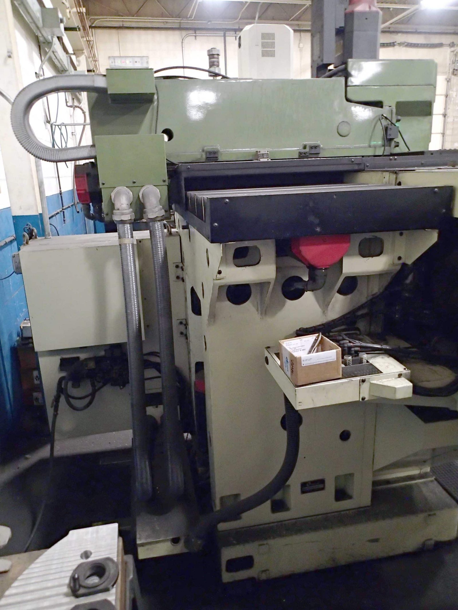 Makino SNC64-A15 Graphite Mill VMC, 1996 – Video Available - Image 12