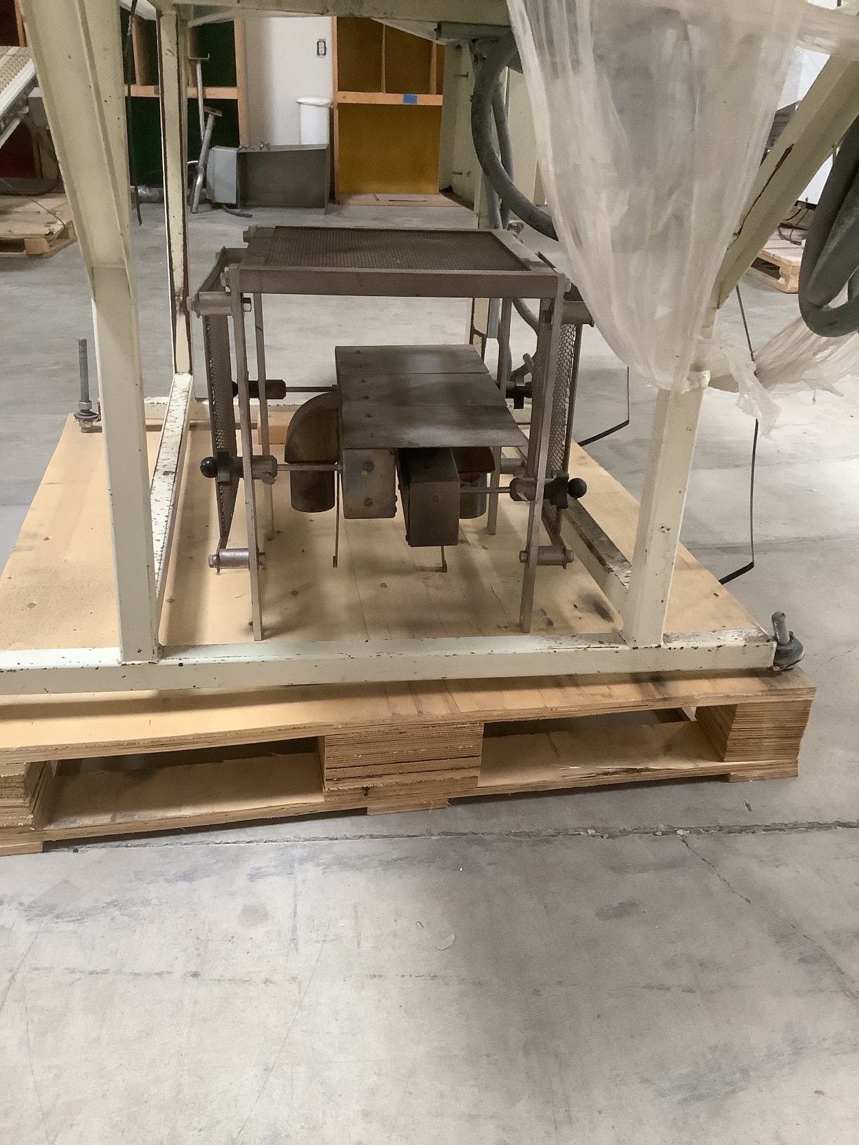 Bunting meTRON Coil Metal Detector - Image 3