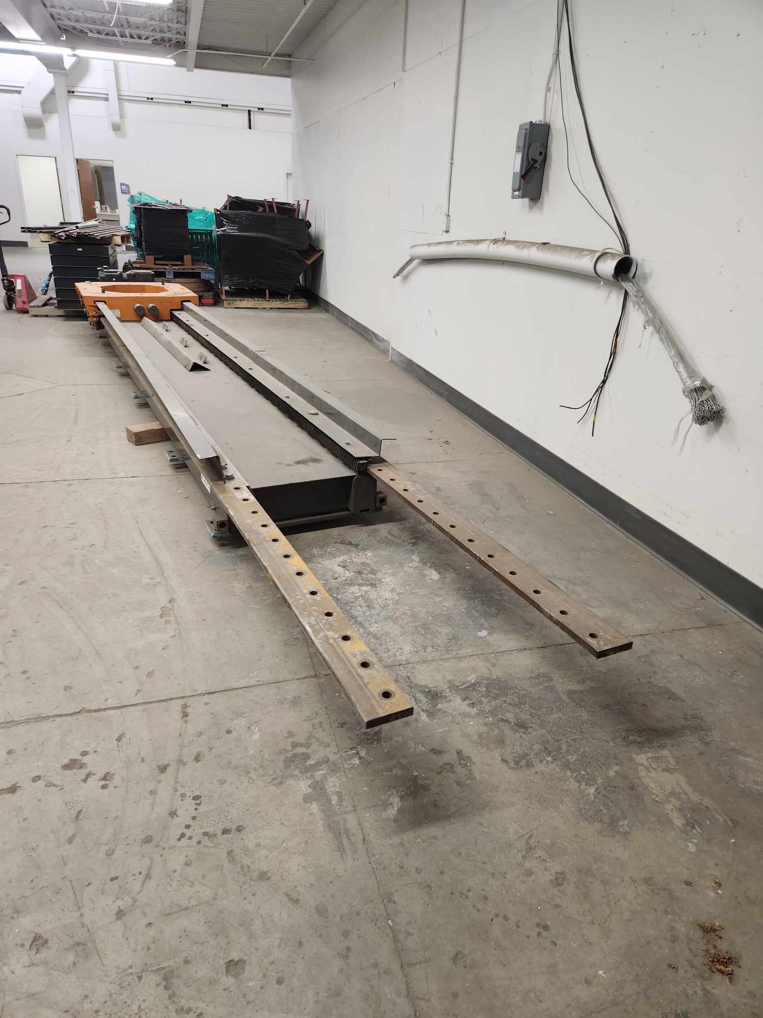 Kuka KR210 Robot With 30′ KL 1500-3 Kuka Rail System, 2010 - Image 7