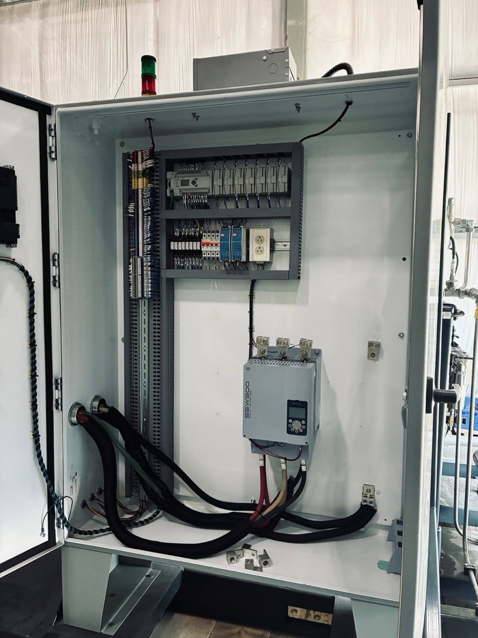 270 HP Sauer Helium Reciprocating Compressor WP6208, 2023 - Image 5