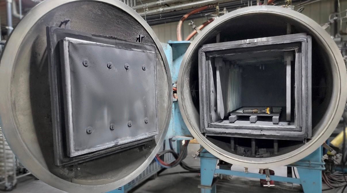 Centorr Vacuum Industries Workhorse Model 3530 Vacuum Furnace - Image 3