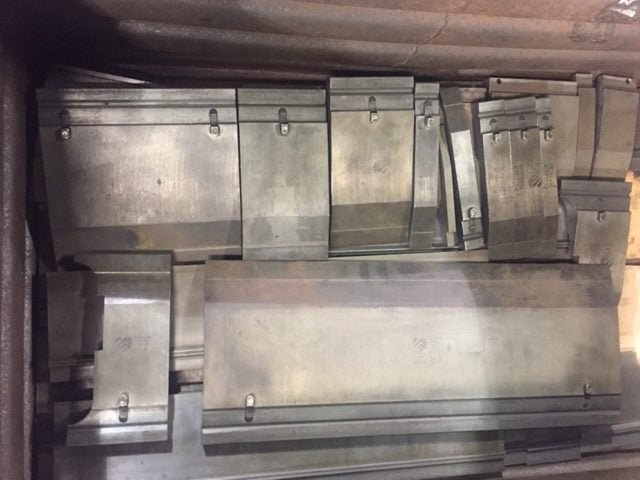 138 Ton X 10′ Finn-Power B125-3060 CNCPress Brake, 2004 – 6-Axis Backgauge, Wila Tooling, Sick Safety Light Curtains, Transformer, Delem 69 CNC Control - Image 7