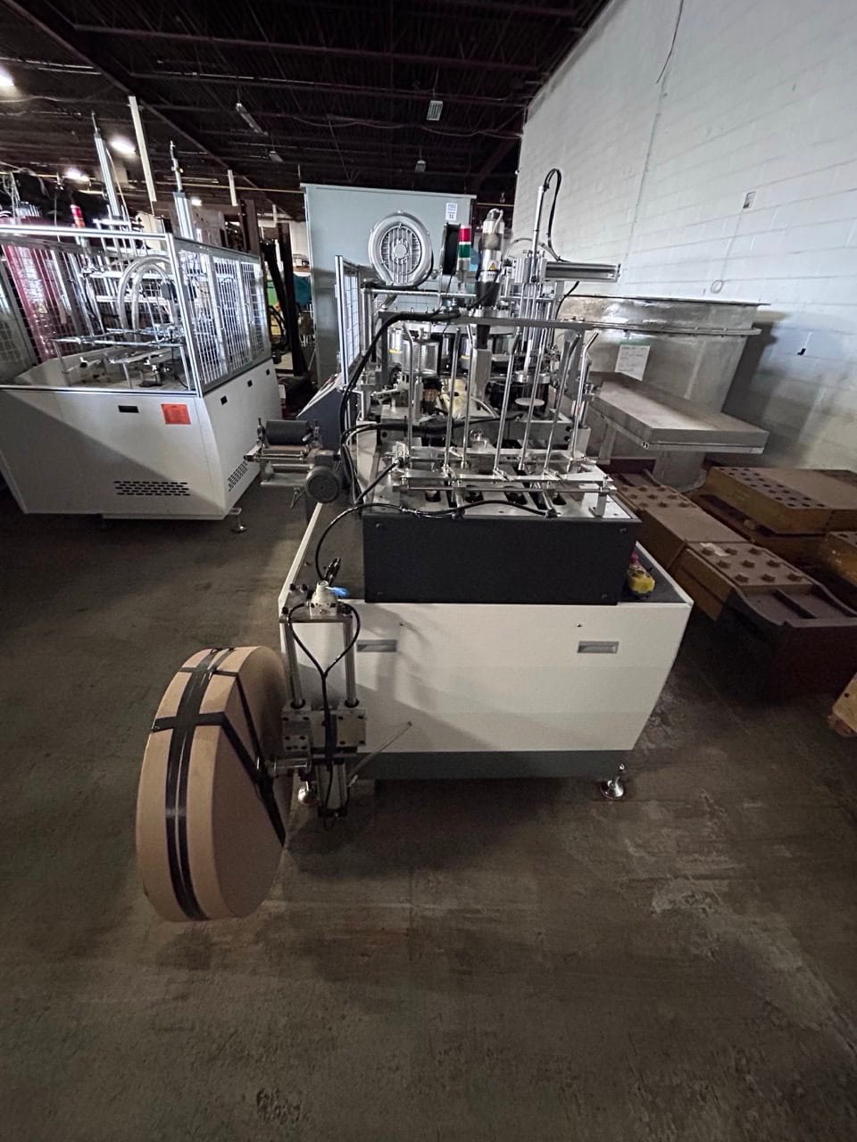 Feisi FS-MM02 Automatic Paper Bowls Making Machine, 2022 - Image 2