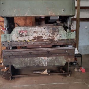 50 Ton x 8′ Cincinnati Press Brake – Tooling Pictured Included