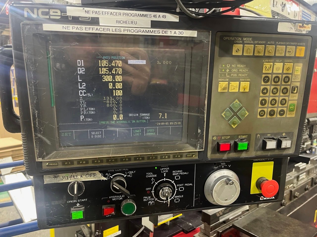 80 Ton x 8′ Amada FBD-8025FS, 1999 – NC-9 Control - Image 2