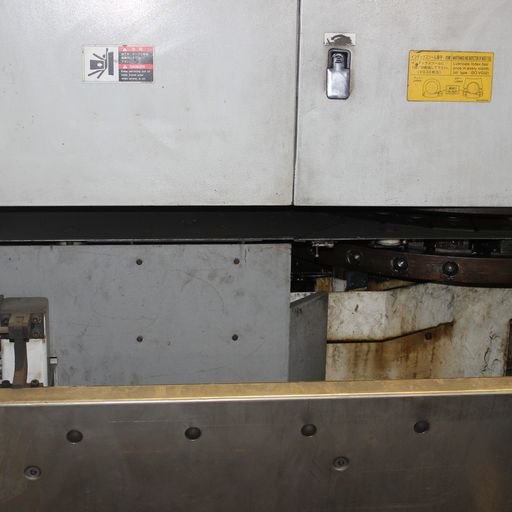 20 Ton Murata Motorum M2044 CNC Turret Punch, 2001 - Image 9