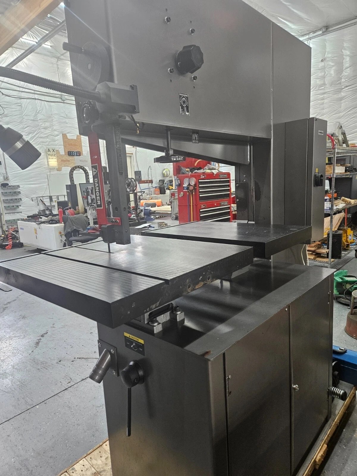 12″ x 36″ Jet VBS-3612 Vertical Metal Bandsaw - Image 4