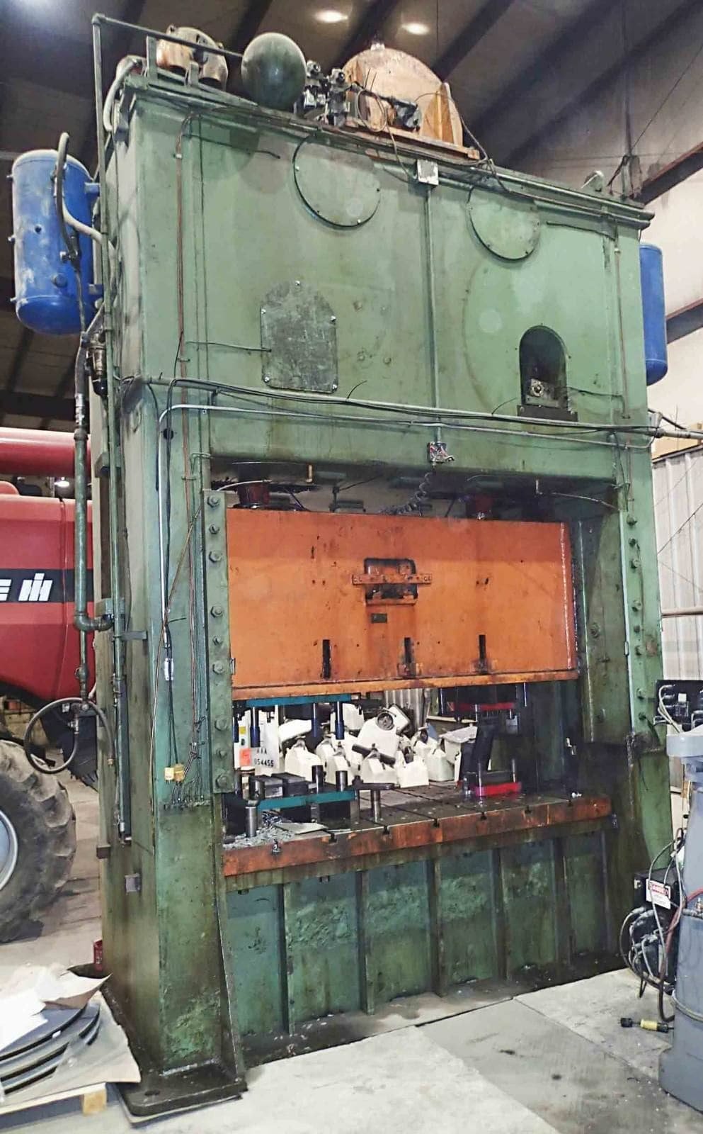 250 Ton Verson Model 250-S2-96 Straight Side Press- 42″ x 96″ Bed, 14″ Stroke, 24″ Shut - Image 5